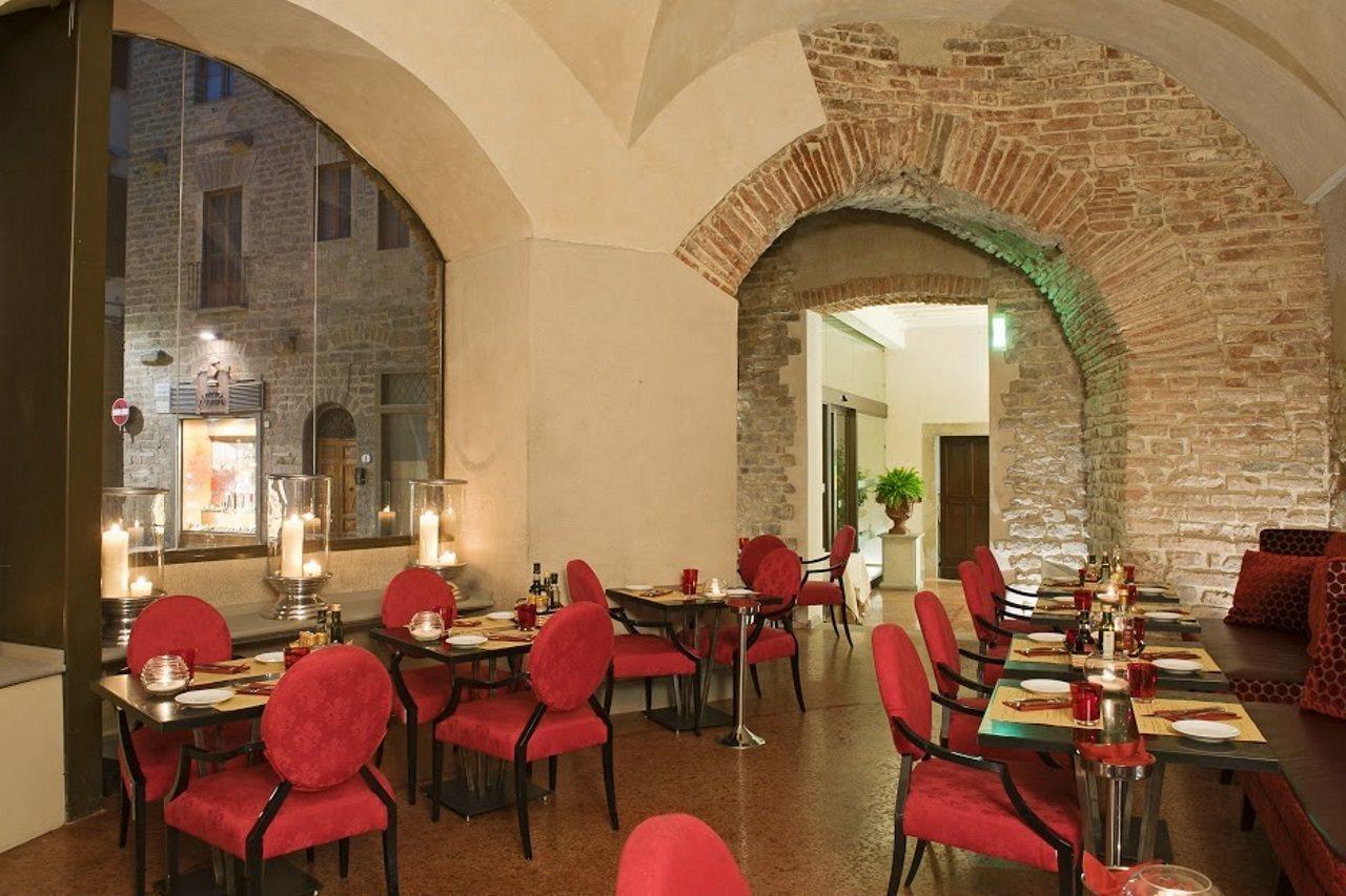 Brunelleschi Hotel Milaan Buitenkant foto