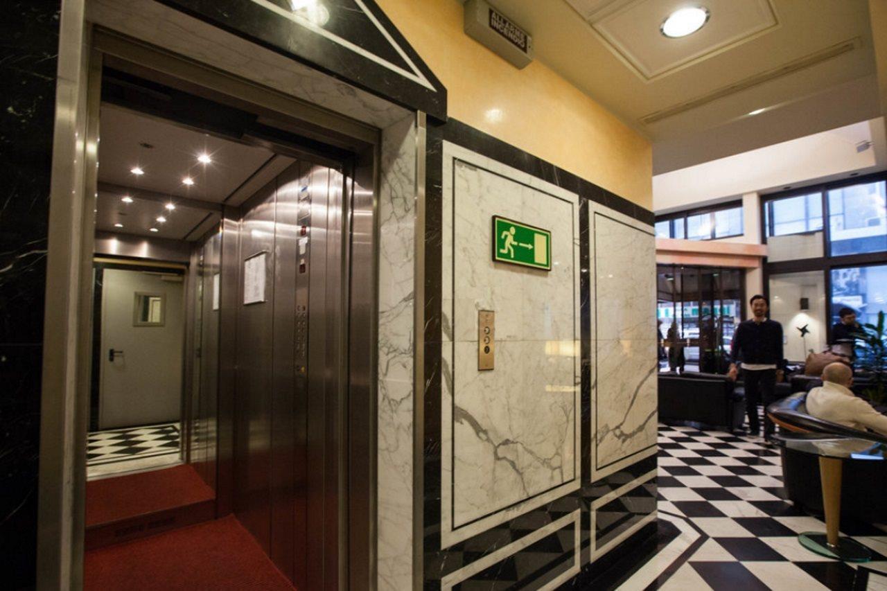 Brunelleschi Hotel Milaan Buitenkant foto