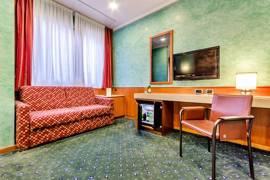 Brunelleschi Hotel Milaan Buitenkant foto