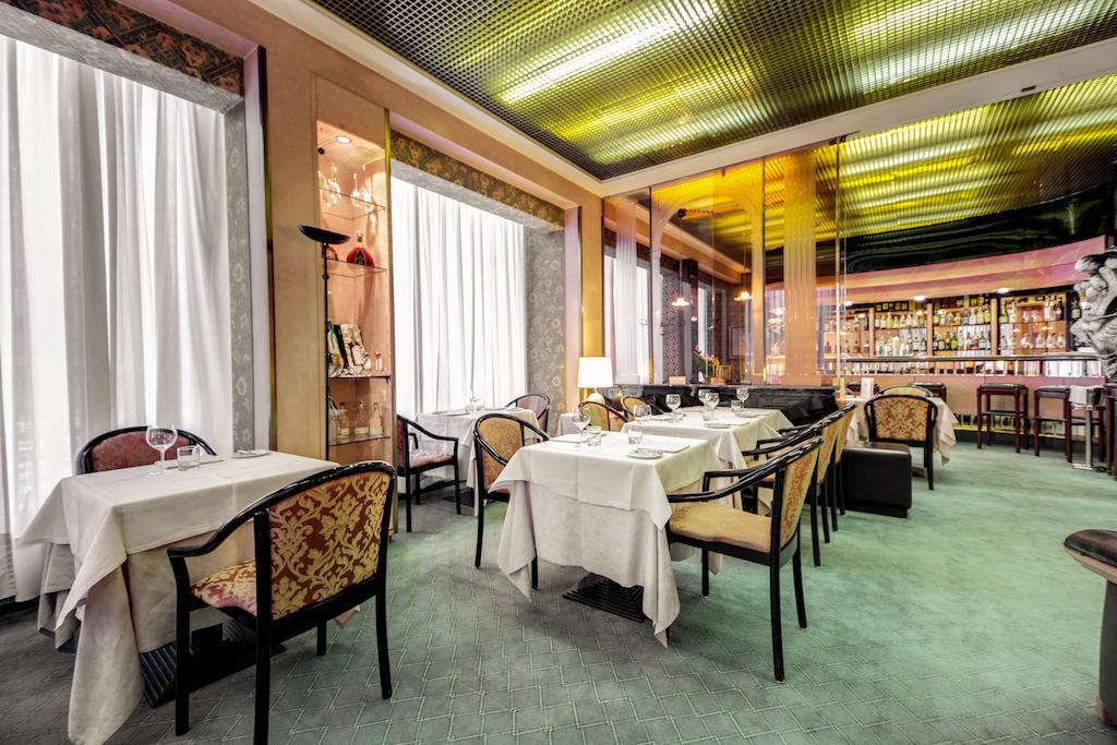 Brunelleschi Hotel Milaan Buitenkant foto