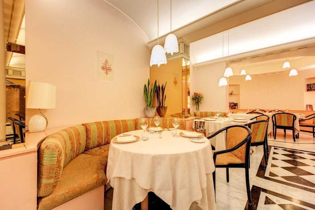 Brunelleschi Hotel Milaan Buitenkant foto